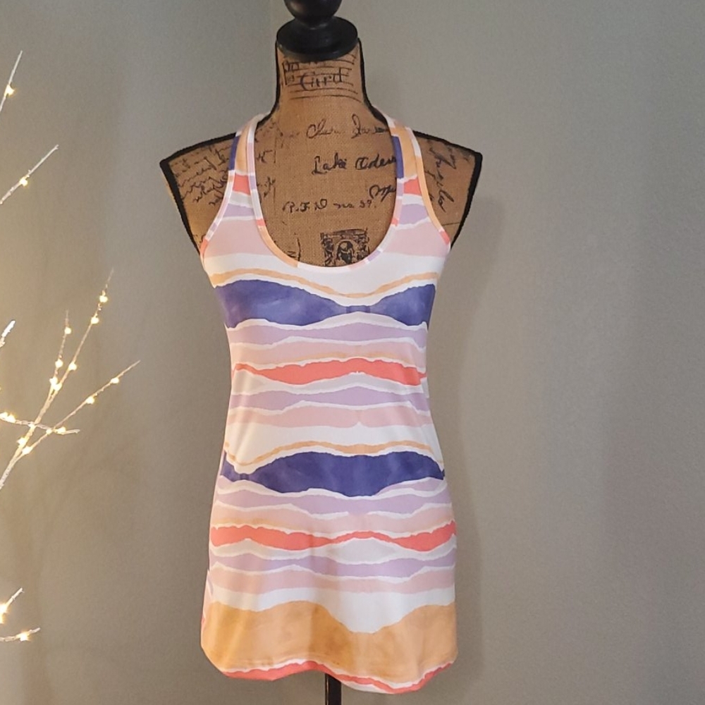 Lululemon tank